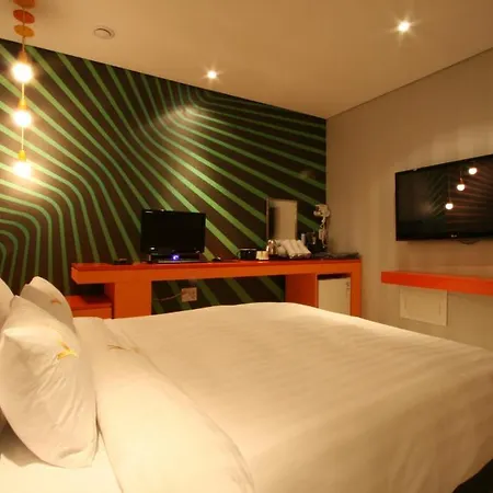 Shinchon Y Hotel