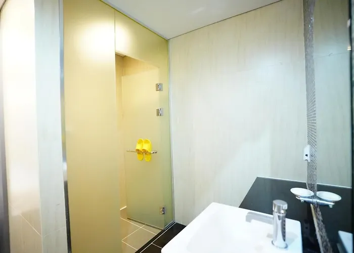 Shinchon Y Hotel Seoul