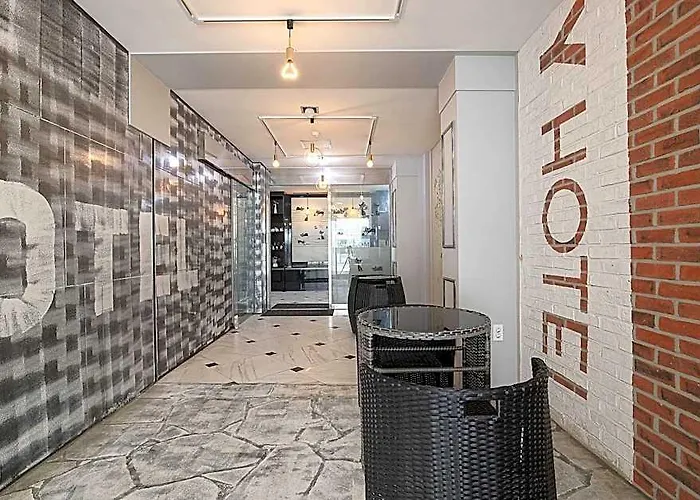 Hotel Shinchon Y